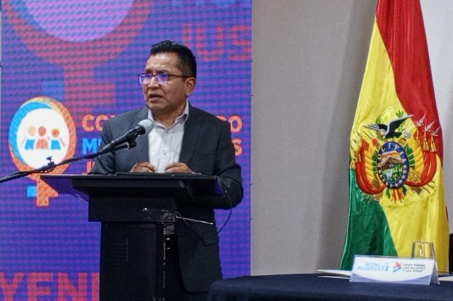 El defensor del Pueblo, Pedro Callisaya