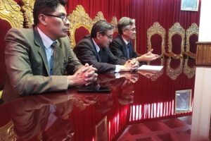 Autoridades judiciales