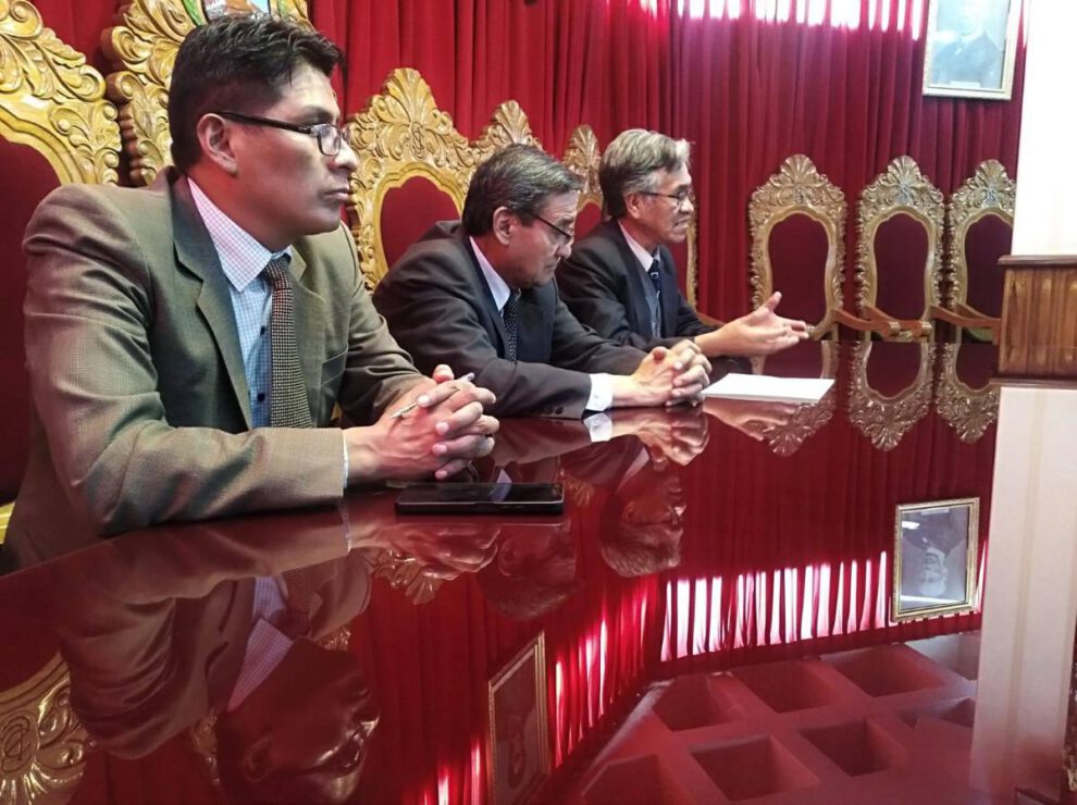 Autoridades judiciales