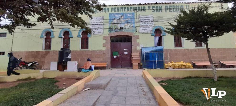 Fachada del penal San Pedro