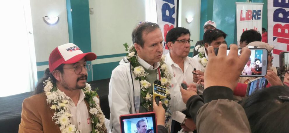 Llegada de Tuto Quiroga a Oruro