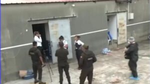 agresor fue aprehendido y actualmente se encuentra a disposición  del Ministerio Publico