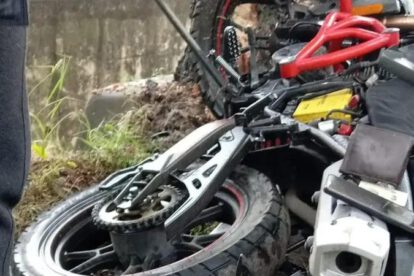 una motocicleta