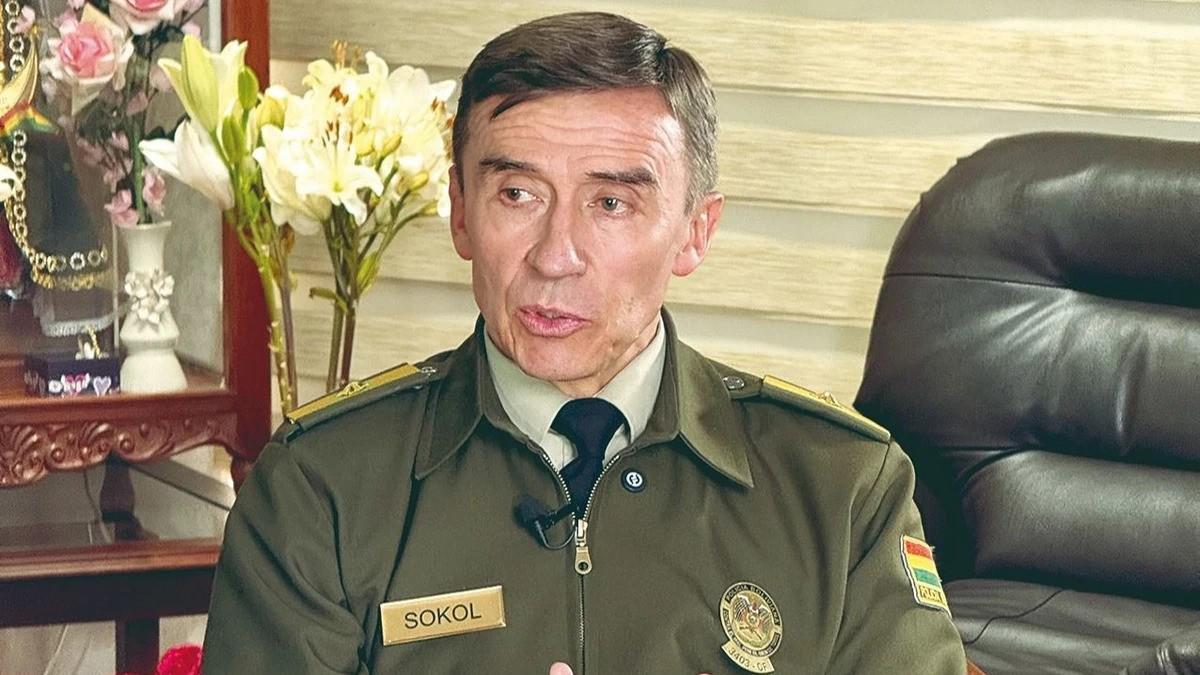 El comandante de la Policía Boliviana