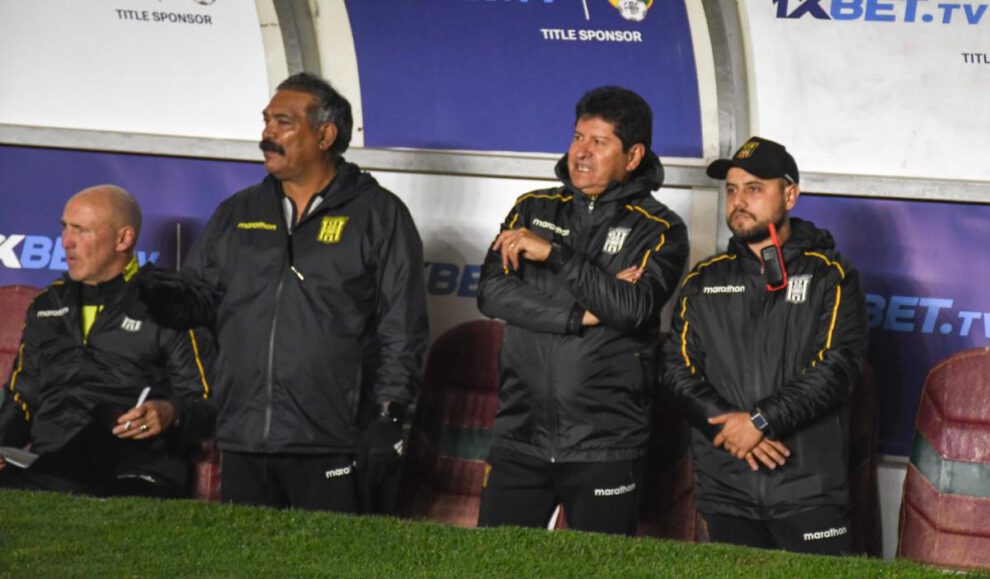 Eduardo Villegas se marcha de The Strongest, El equipo atigrado el sábado recibirá a CDT Real Oruro, Juan Carlos Paz García asume interinamente