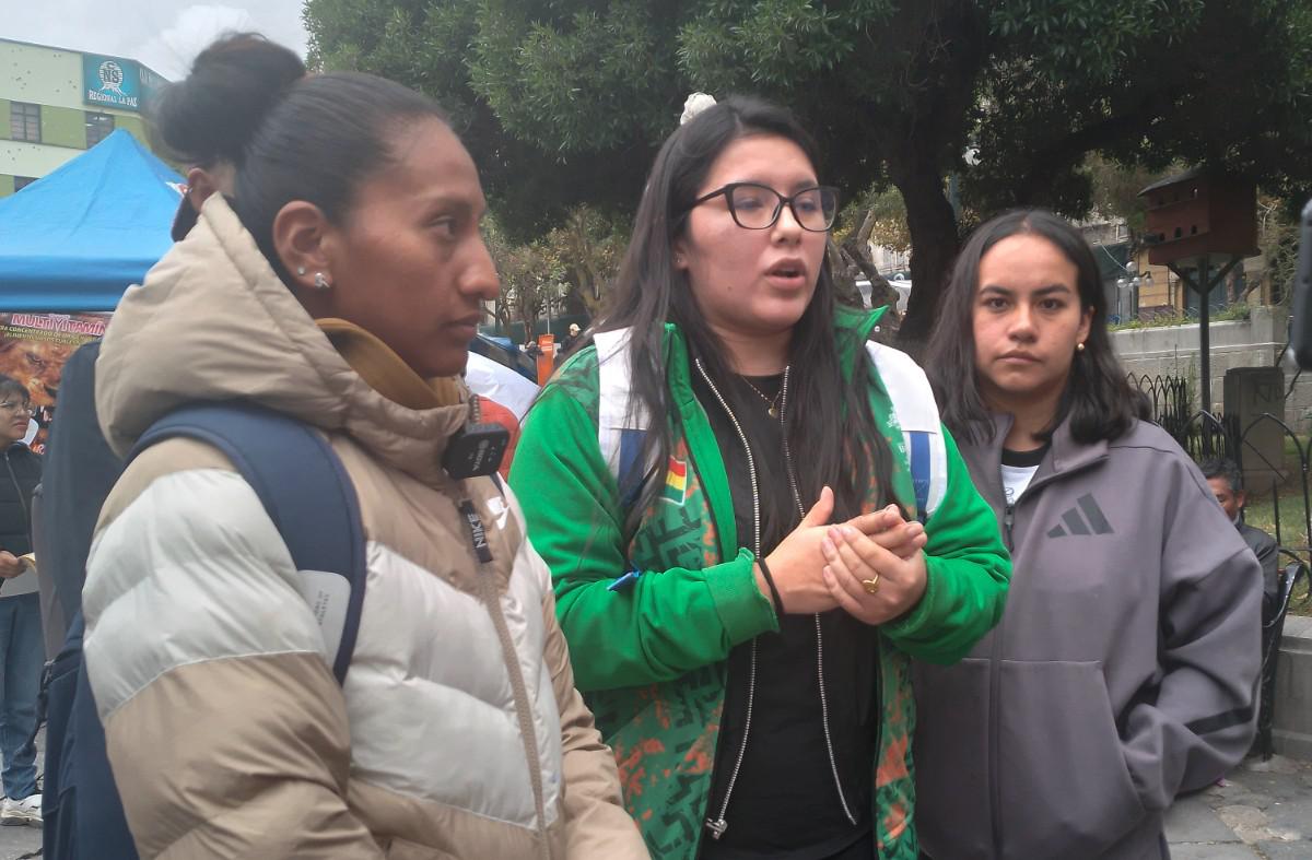 Deportistas Reclaman pago de deudas, Programa Sueño Bicentenario, Deportistas necesitan apoyo