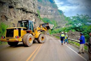 La ABC recordó a la población que hay alerta naranja por lluvias y pidió circular con precaución y respetar los comunicados.