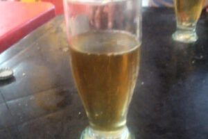 imagen referencial sobre el consumo de alcohol