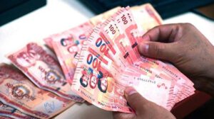 Billetes de 100 bolivianos