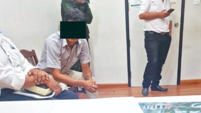 varias personas