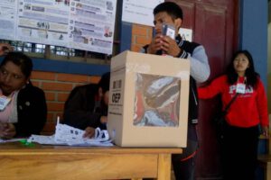 votación en Bolivia