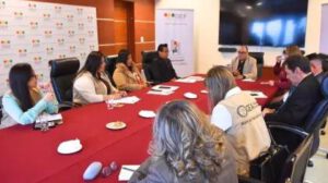 Encuentro de autoridades electorales en el TSE