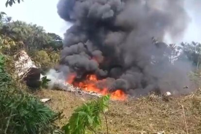 Captura de video tomada de rastreo de redes que muestra el accidente de un avión este lunes, en Putumayo (Nariño)