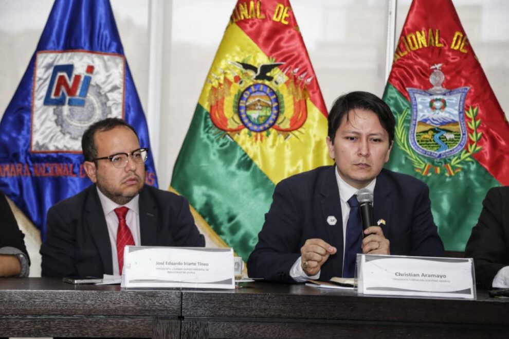 José Eduardo Iriarte, presidente de Cadinpaz, y Christian Aramayo, presidente de la Fundación Gobierno Abierto
