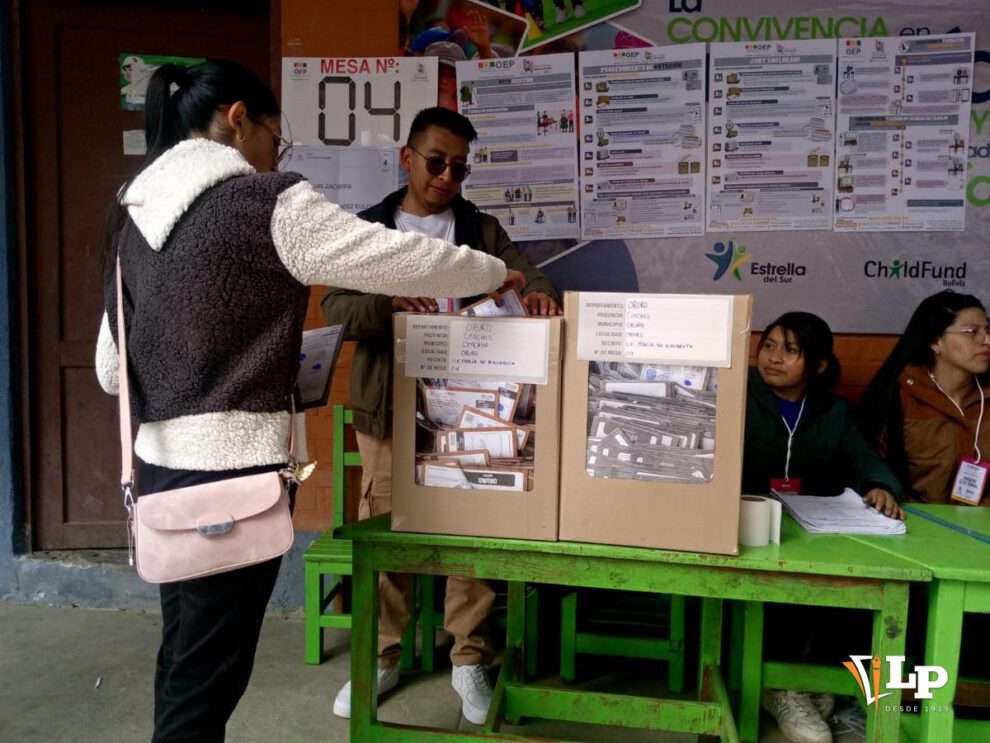 Un recinto electoral en Oruro
