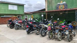 las motocicletas en dependencias policiales