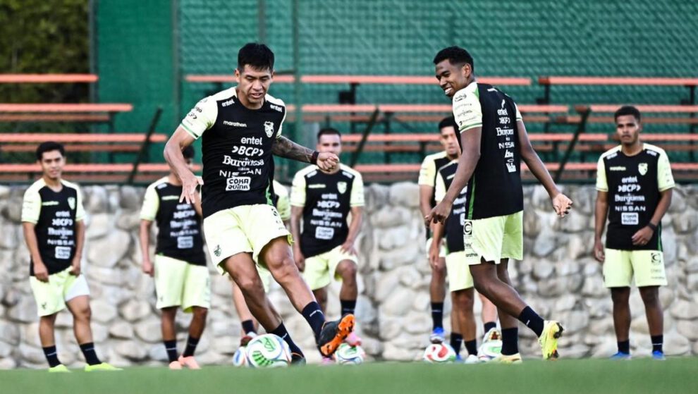 Selección Boliviana, Entrenamientos en Monterrey, Equipo Completo desde este martes