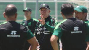 Partido Amistoso, México vs. Portugal, Reapertura del Estadio Azteca
