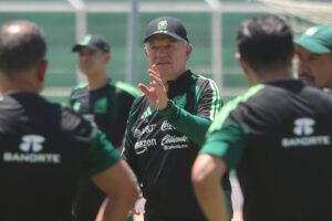 Partido Amistoso, México vs. Portugal, Reapertura del Estadio Azteca