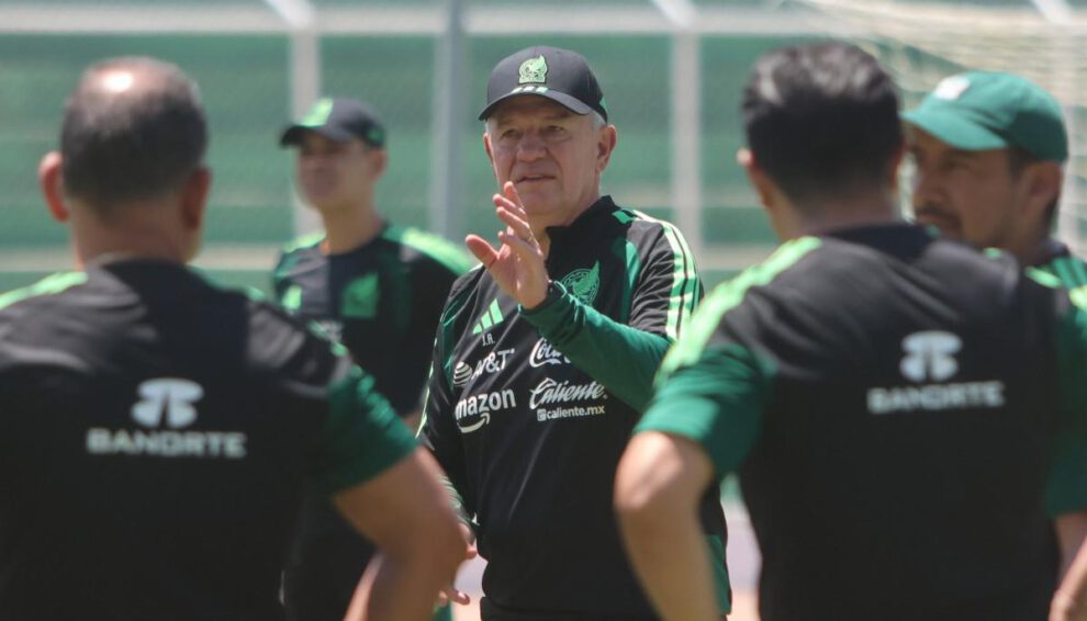 Partido Amistoso, México vs. Portugal, Reapertura del Estadio Azteca