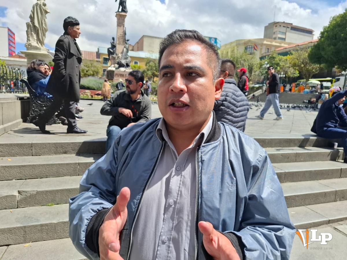 El exlegislador Alberto Astorga en entrevista con LA PATRIA