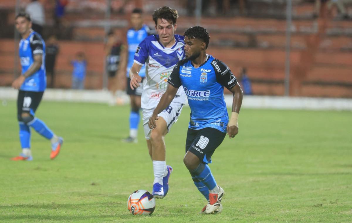 Blooming deja en el camino a GV San José, Con el global de 5-3 Blooming clasifica a la final, Partido jugado en Montero