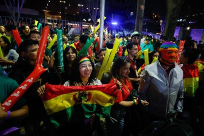 La hinchada boliviana en Monterrey