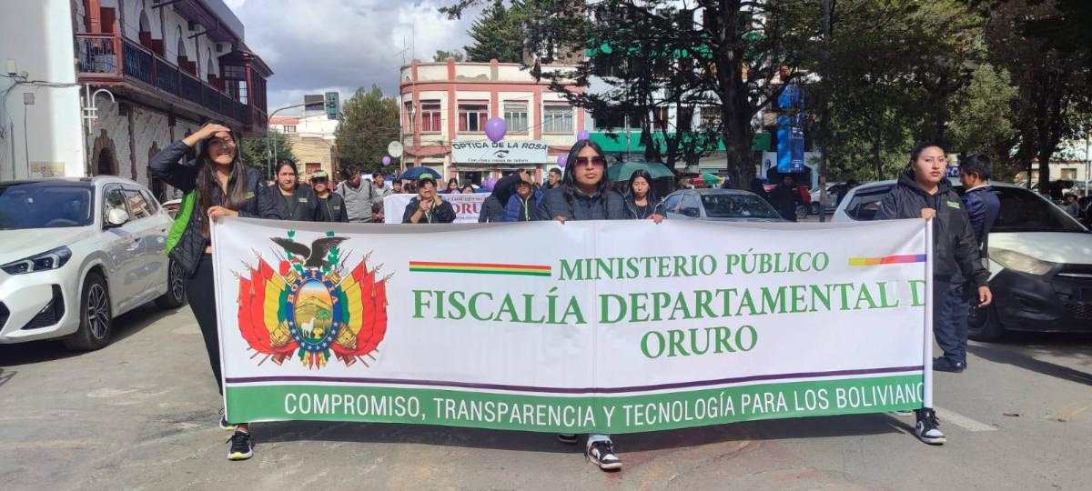 Imagen de la Fiscalía dentro de la marcha