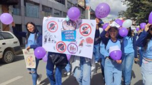 estudiantes de la UPAL en la marcha