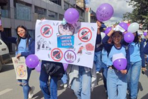 estudiantes de la UPAL en la marcha