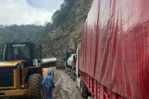 la ruta a los Valles cruceños donde hubo derrumbes