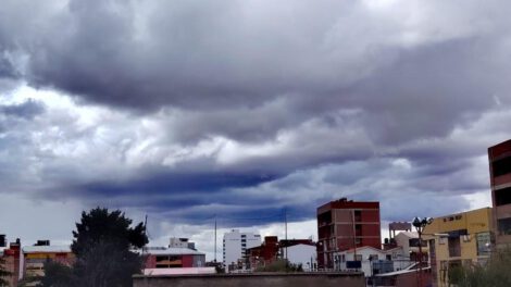 cielo nublado de Oruro