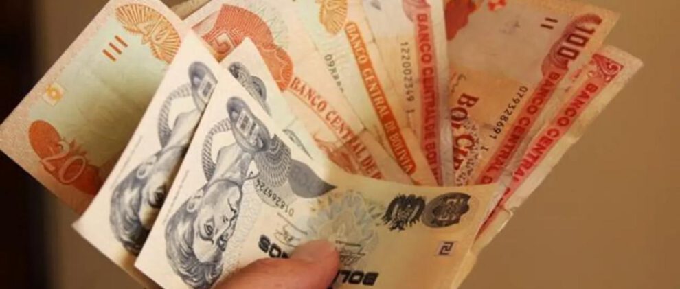 Billetes de 20 y 10 bs