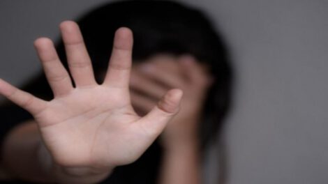 imagen referencial de un menor agredido