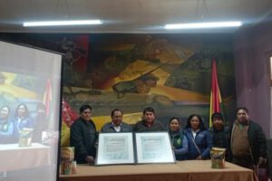 Autoridades de Alto Beni y Palos Blancos