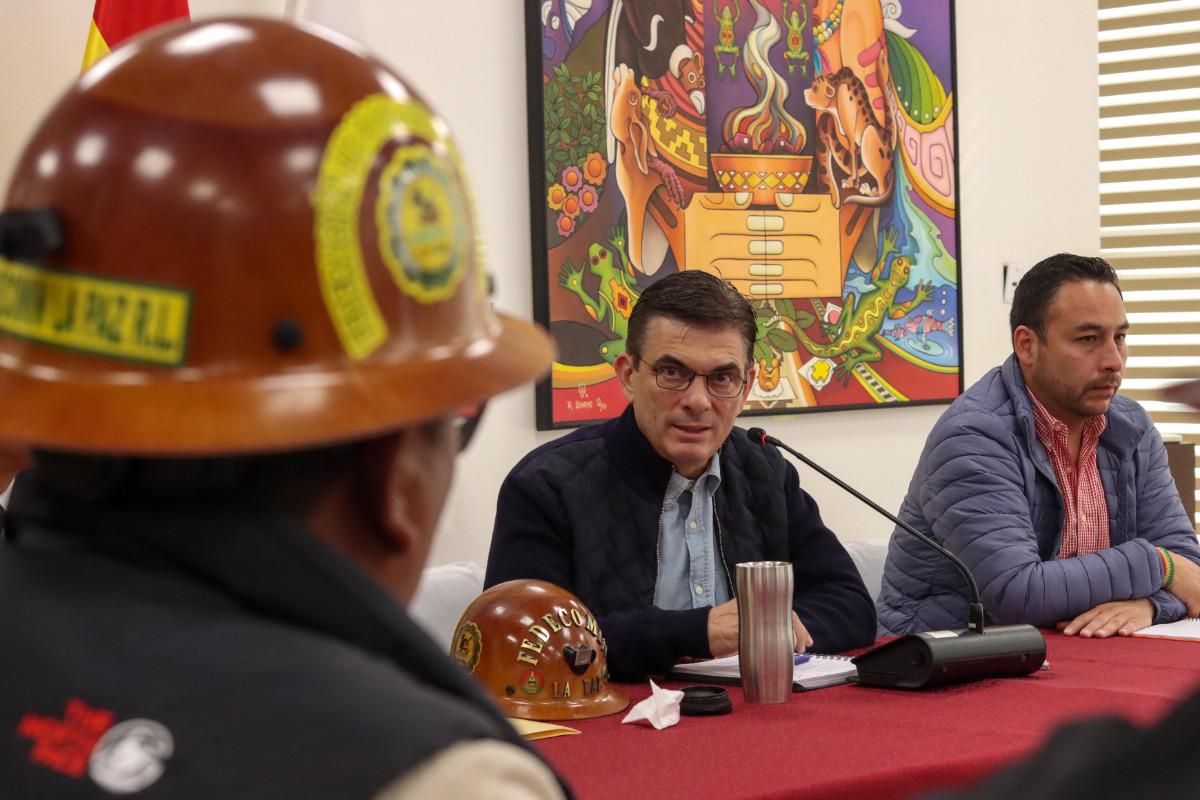 Dirigentes mineros expusieron ante el Ejecutivo la urgencia de agilizar los cupos de explosivos