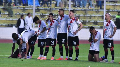 División Profesional, Campeonato Todos contra Todos, Always Ready Bolívar y The Strongest son favoritos