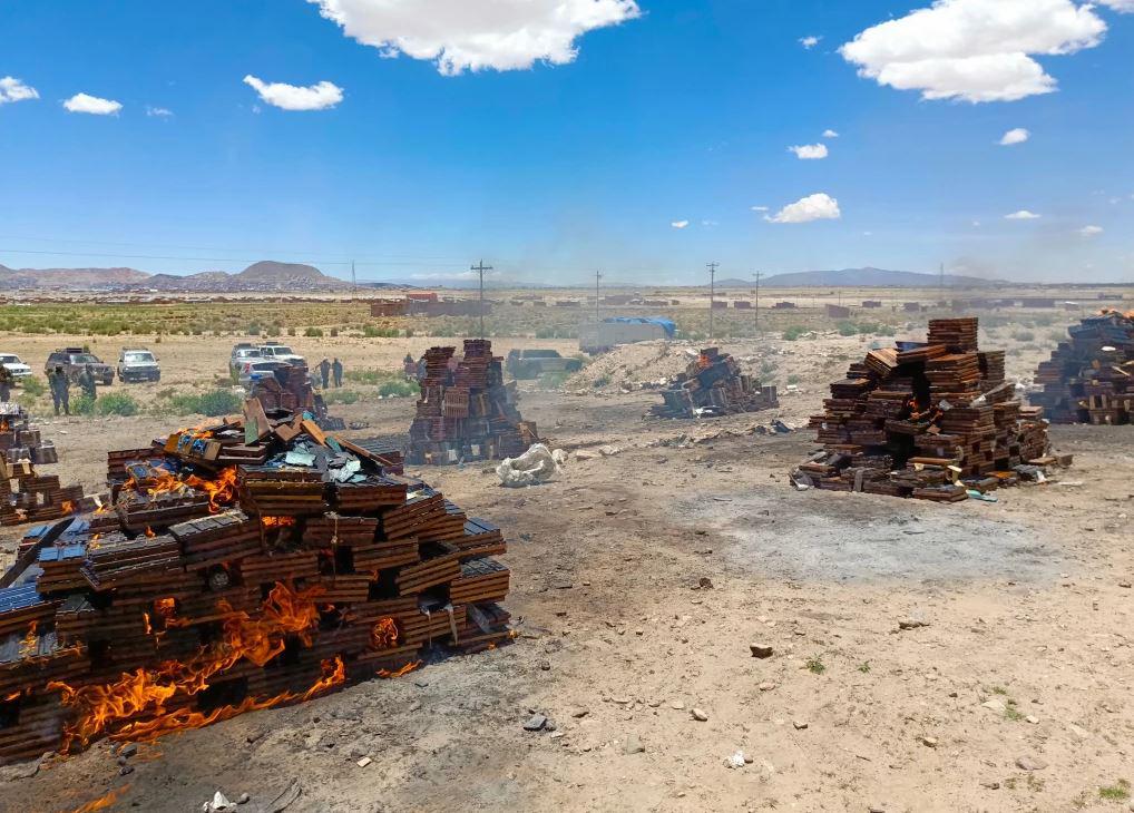 Imagen de k1los paquete quemándose