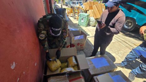 Policías encontraron sustancias controladas