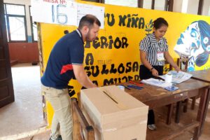 Concluye la jornada de repetición de votación en Santa Cruz