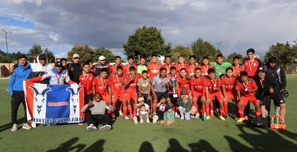 Fútbol Provincial Oruro, CD Guadalajara Bicampeón, final en la cancha del Regimiento Camacho