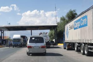 Camiones en carretera