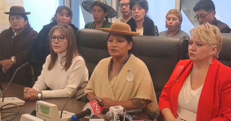 El Partido Demócrata Cristiano exige informes a ministros