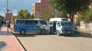 Bloqueo en Oruro cumple su segundo día