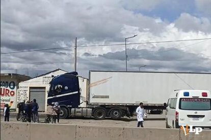 Ambulancia en el bloqueo