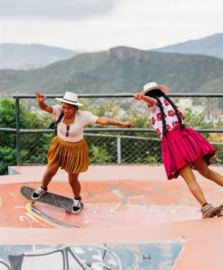 El filme impulsa el primer skatepark liderado por mujeres en Bolivia