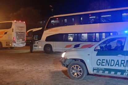 Las autoridades decomisaron objetos punzocortantes y sustancias ilícitas a hinchas de River Plate