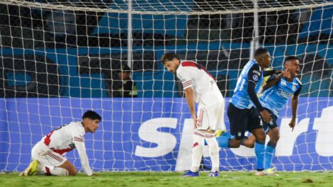 Copa Sudamericana, Fase de Grupos, Blooming vs. River Plate, Estadio Ramón Aguilera Costas
