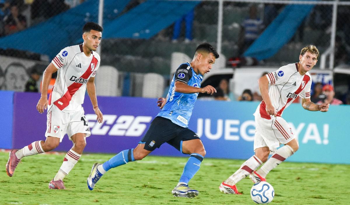 Copa Sudamericana, Fase de Grupos, Blooming vs. River Plate, Estadio Ramón Aguilera Costas