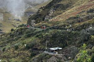 Emfrentamientos entre mineros y policiales